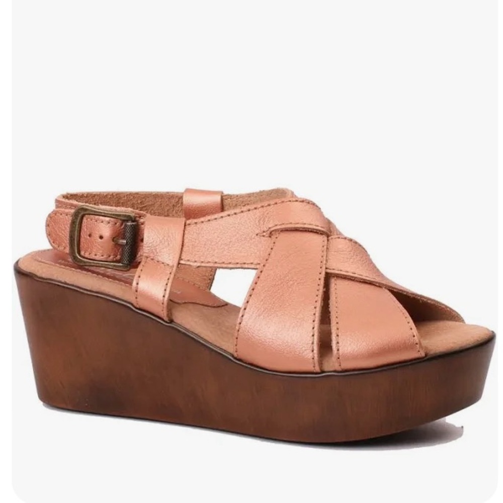 Sbicca Peach Leather Crisscross Slingback Wedge Sandals